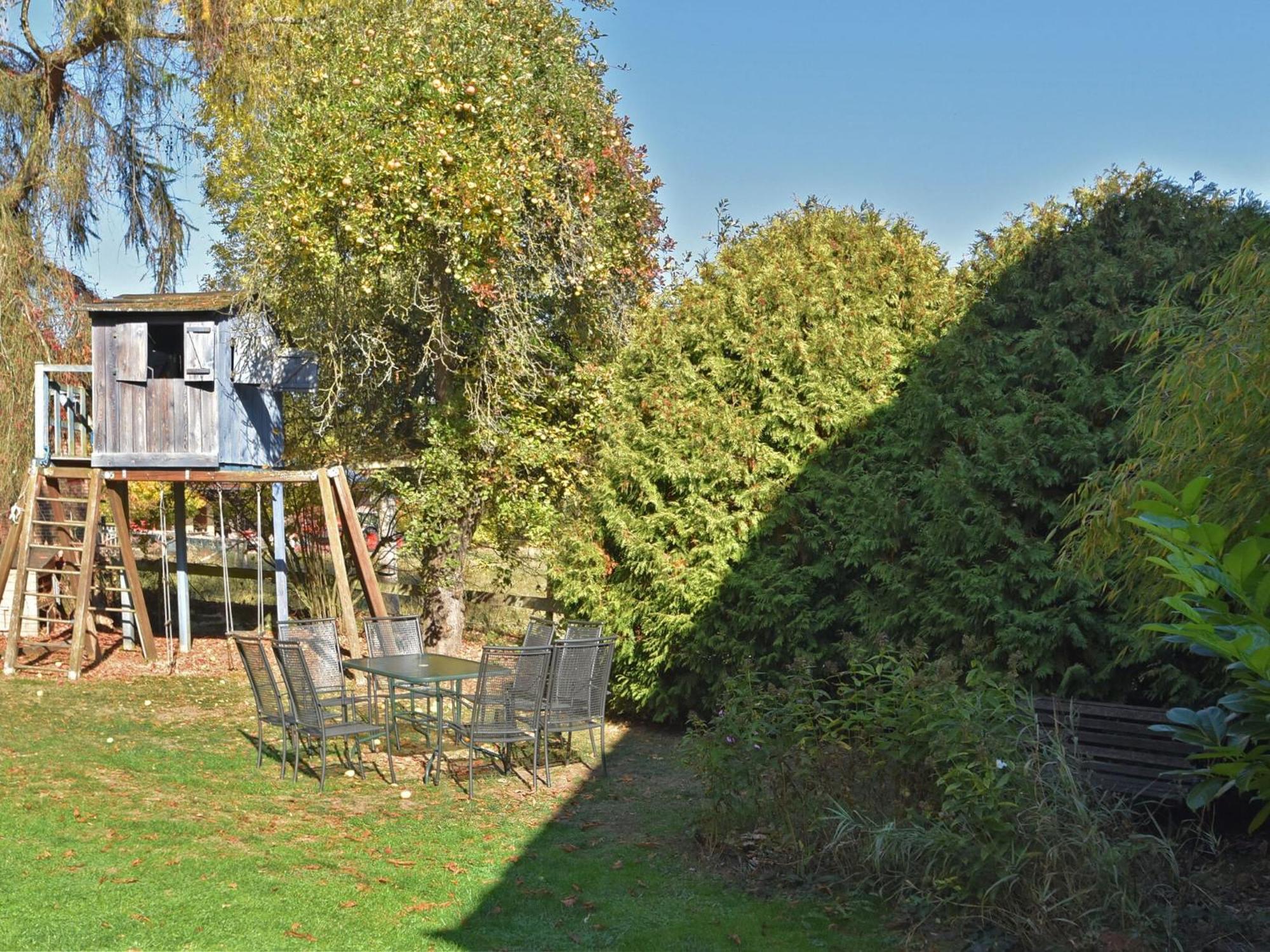 Spacious Holiday Home In Hesse With Garden Waldeck  Kültér fotó
